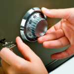 abertura-de-cofres-antigos-