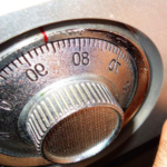 abertura-de-cofre-antigo-1